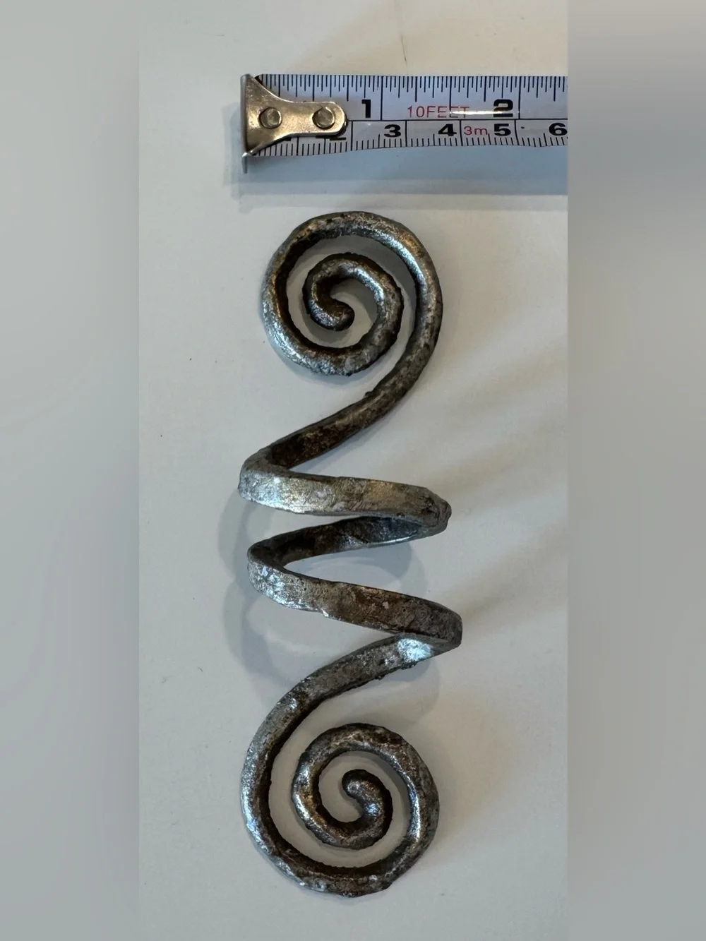 Vintage Pier 1 Imports Metal Scroll Napkin Rings Set of 4